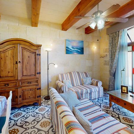 Qala Bed&Breakfast With Swimming Pool - Il-Wenniessa Ngoại thất bức ảnh