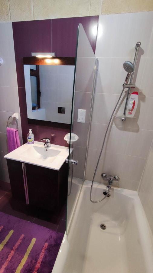 Qala Bed&Breakfast With Swimming Pool - Il-Wenniessa Ngoại thất bức ảnh