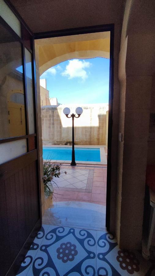 Qala Bed&Breakfast With Swimming Pool - Il-Wenniessa Ngoại thất bức ảnh