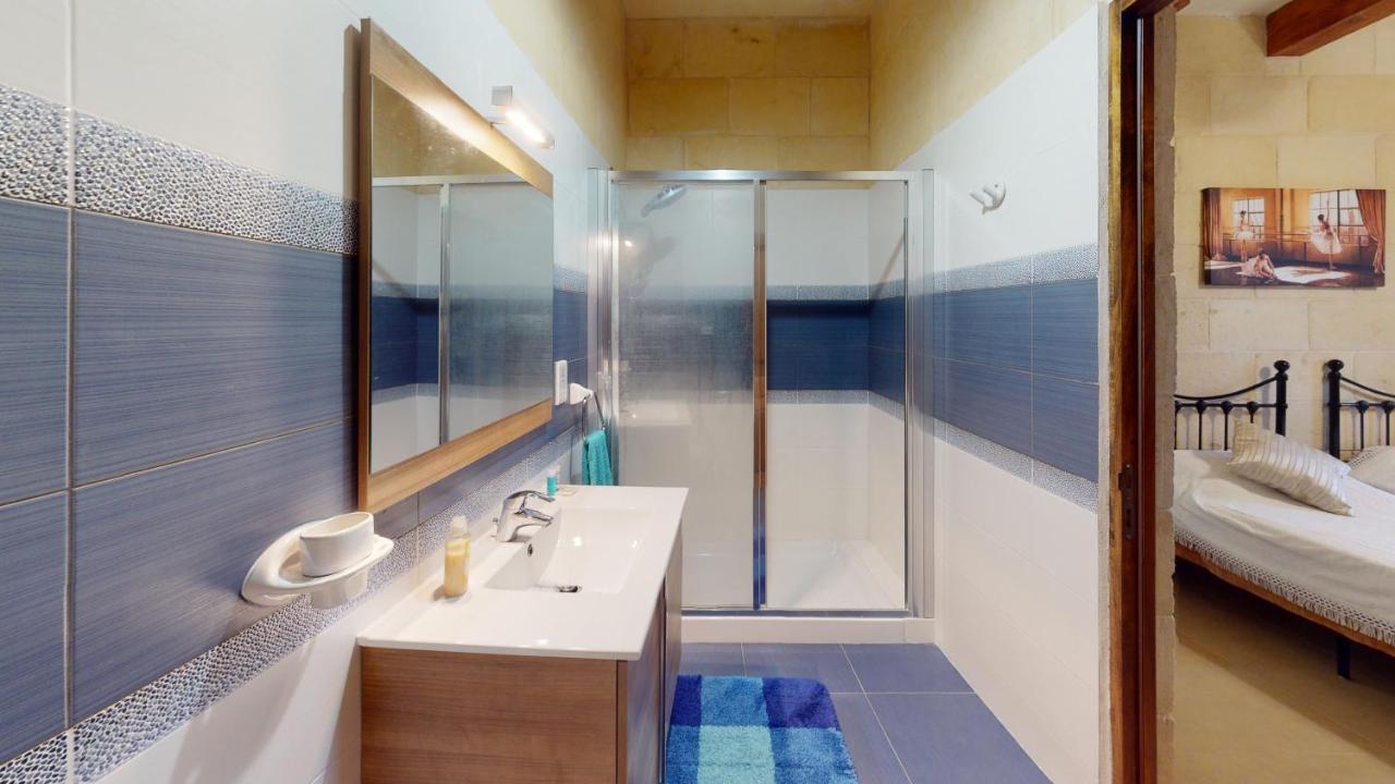 Qala Bed&Breakfast With Swimming Pool - Il-Wenniessa Ngoại thất bức ảnh